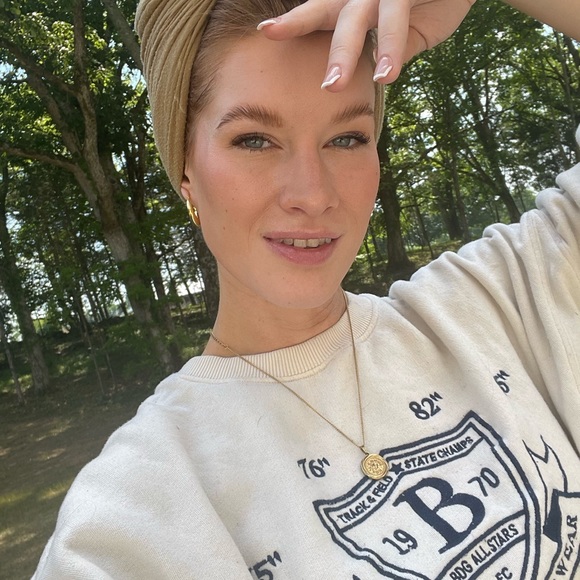 Hey 👋 I’m May ✨ - Picture 5 of 15